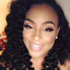 Meet your Posher, Cortney